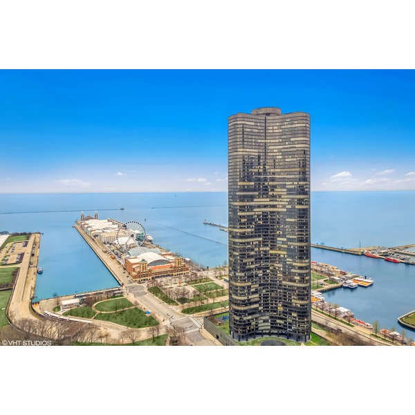 600 N LAKE SHORE Drive Unit: 4111