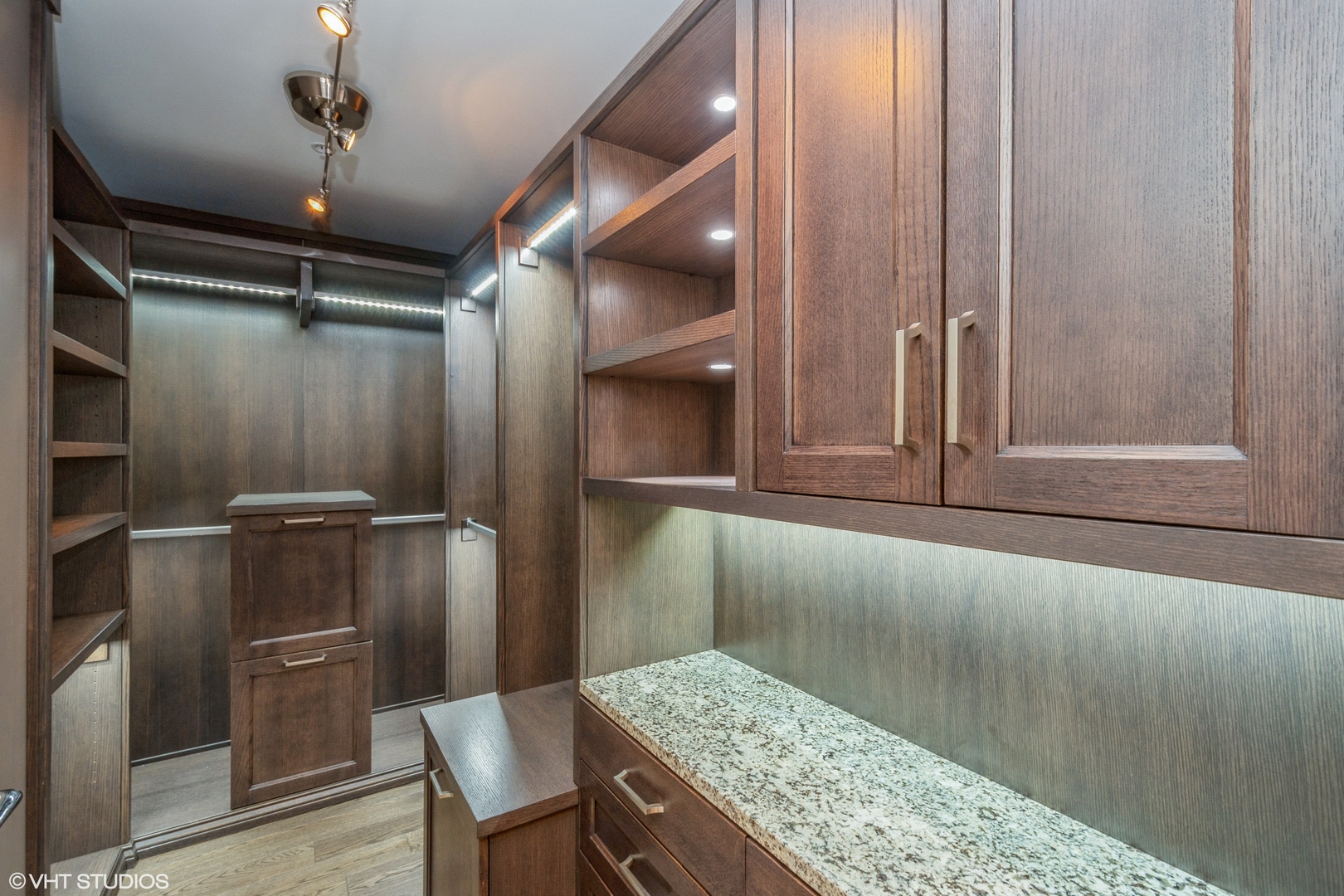 600 N LAKE SHORE Drive Unit: 4111
