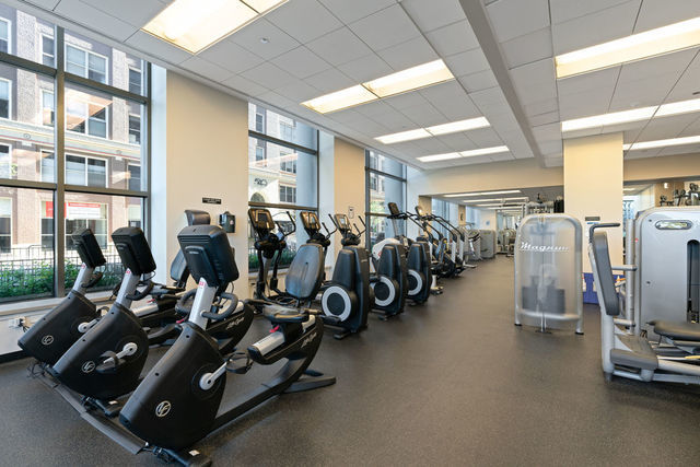 600 N Lake Shore Drive Unit: 2503