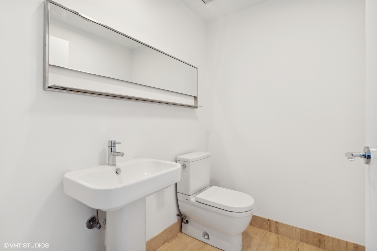 600 N Lake Shore Drive Unit: 3705