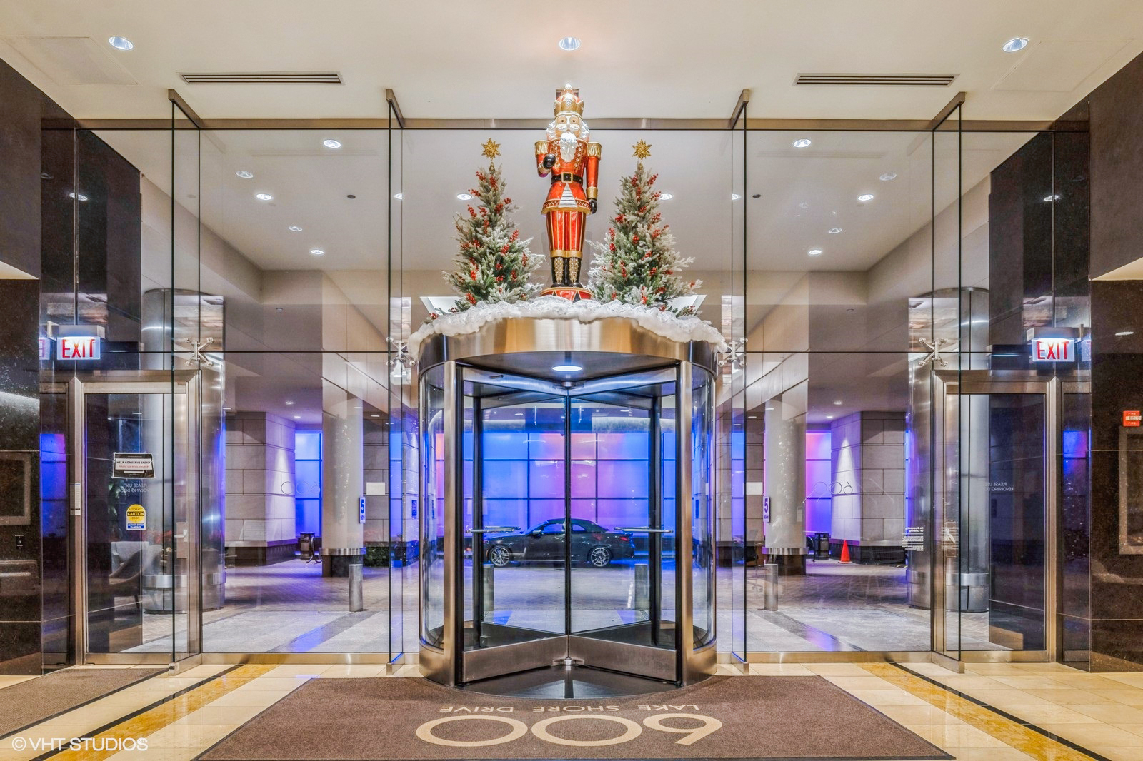 600 N Lake Shore Drive Unit: 3705