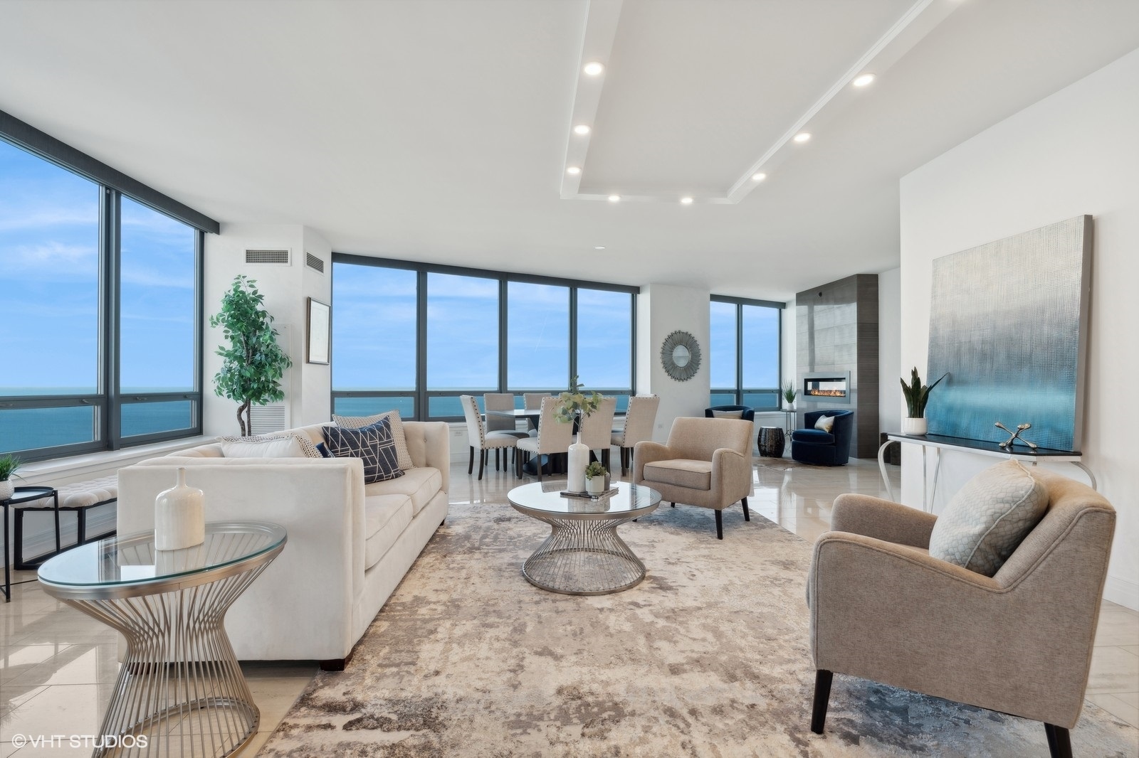 600 N Lake Shore Drive Unit: 3705