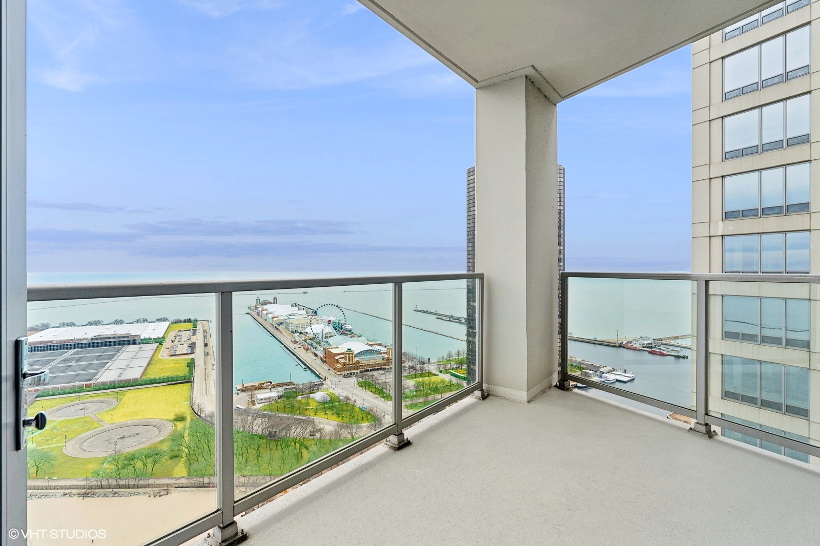 600 N Lake Shore Drive Unit: 3804