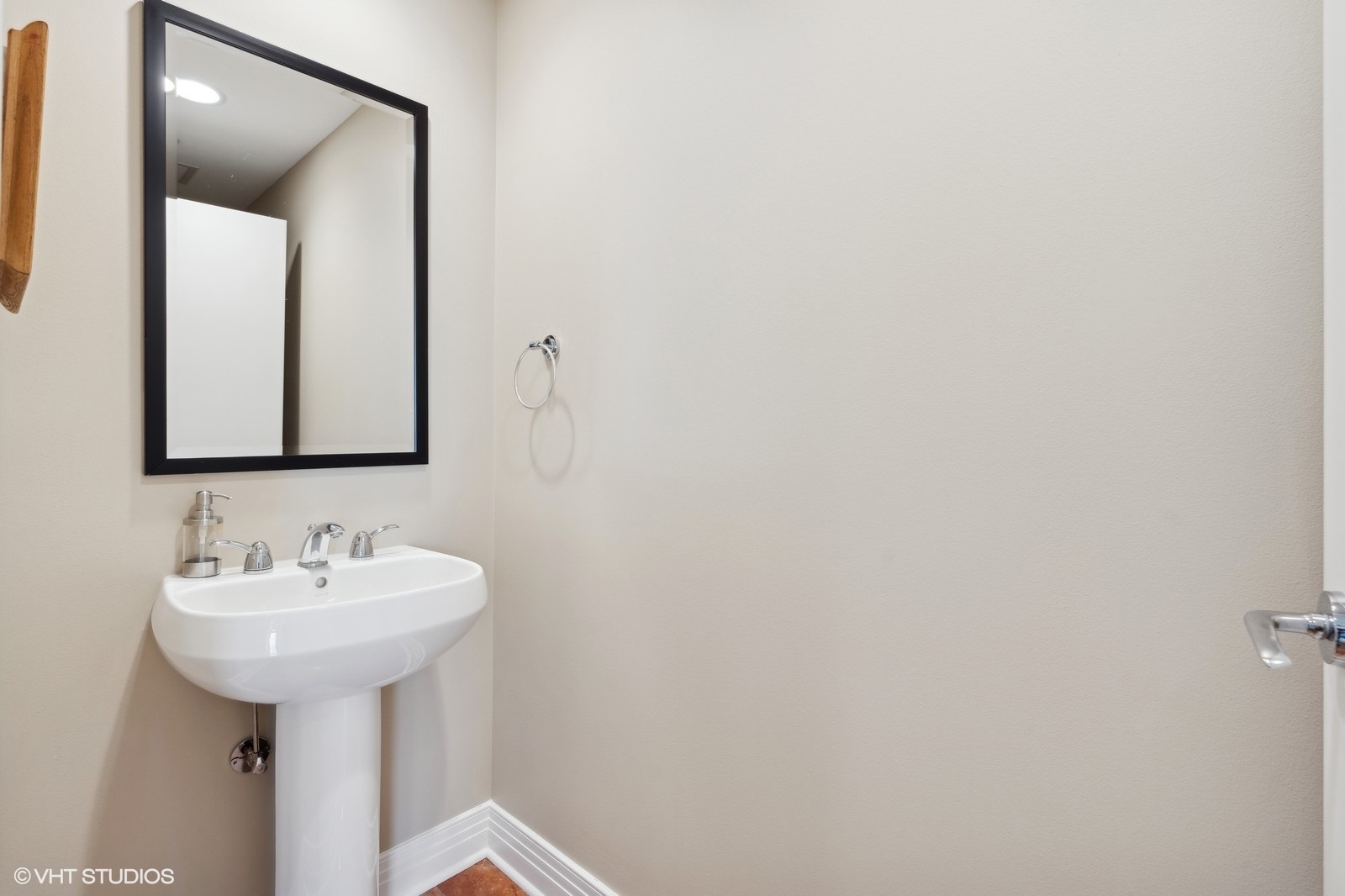 600 N Lake Shore Drive Unit: 3804