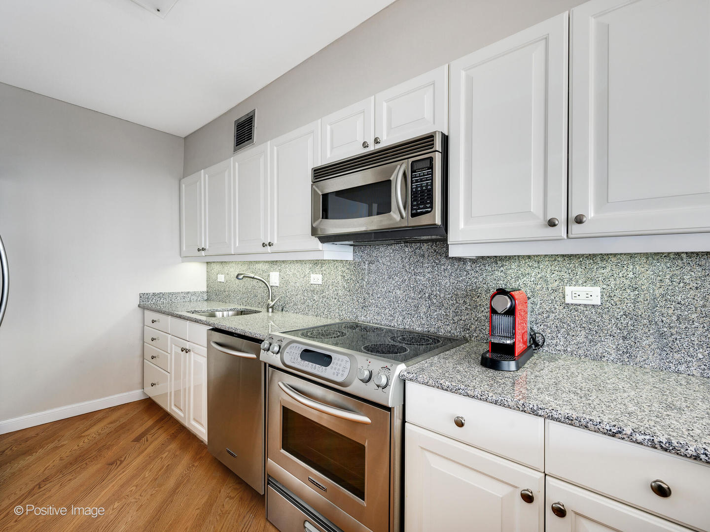 175 E Delaware Place Unit: 8808