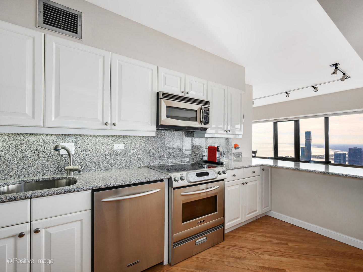 175 E Delaware Place Unit: 8808
