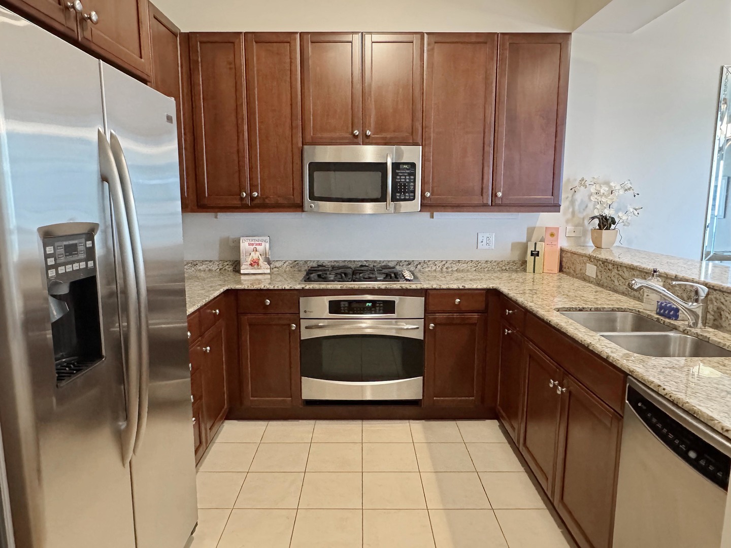 600 N Lake Shore Drive Unit: 1110