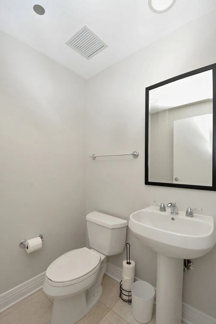 600 N Lake Shore Drive Unit: 1110
