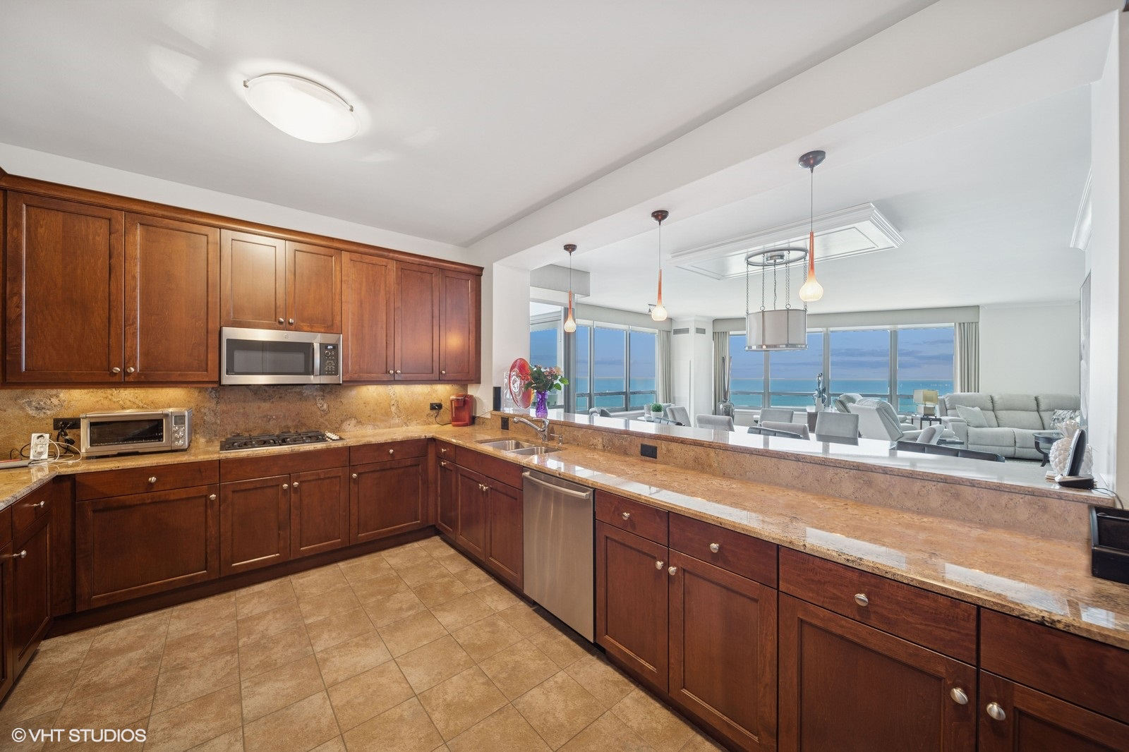 600 N LAKE SHORE Drive Unit: 3105
