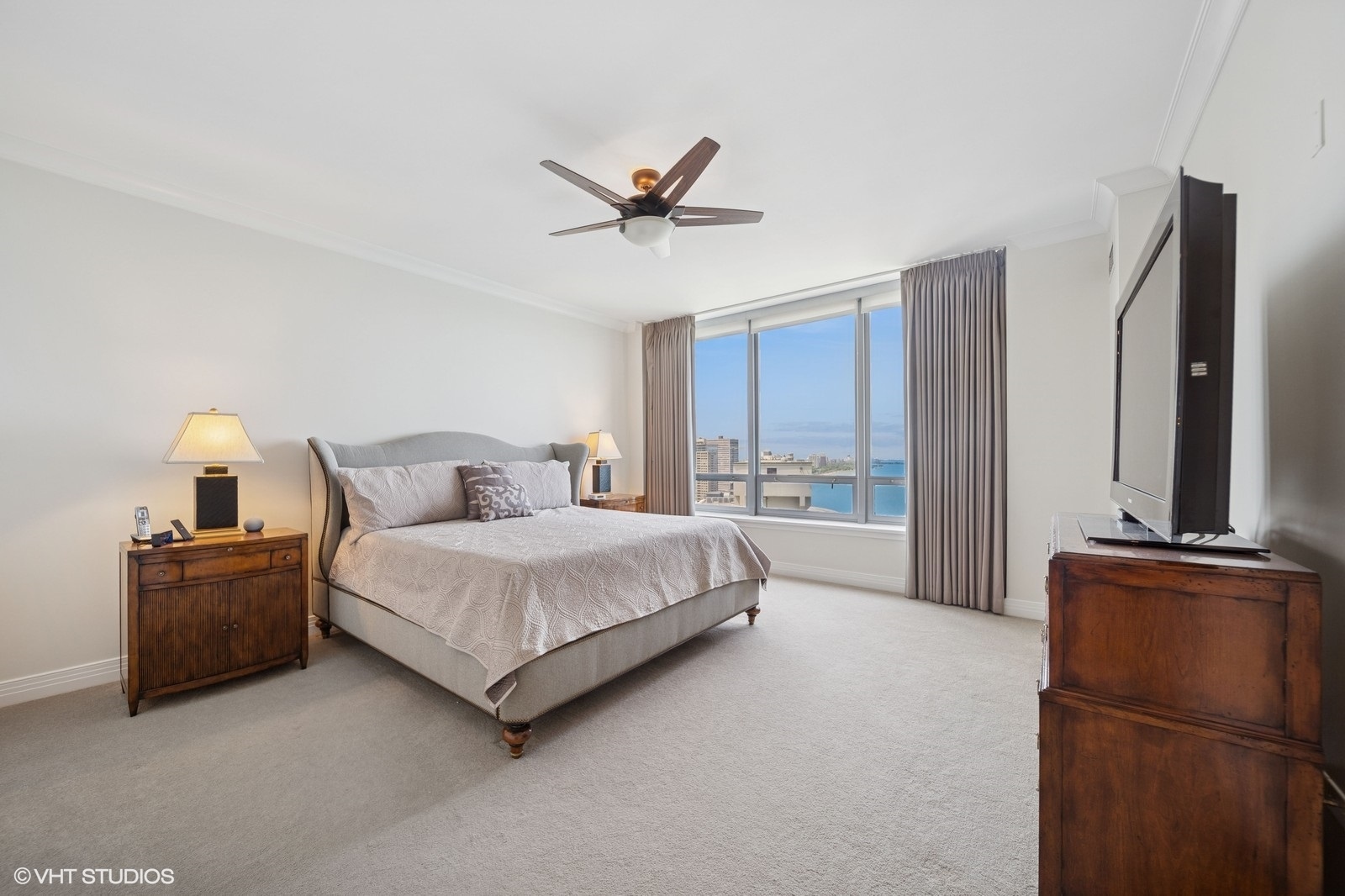 600 N LAKE SHORE Drive Unit: 3105