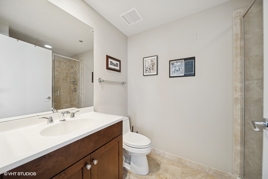600 N LAKE SHORE Drive Unit: 3105
