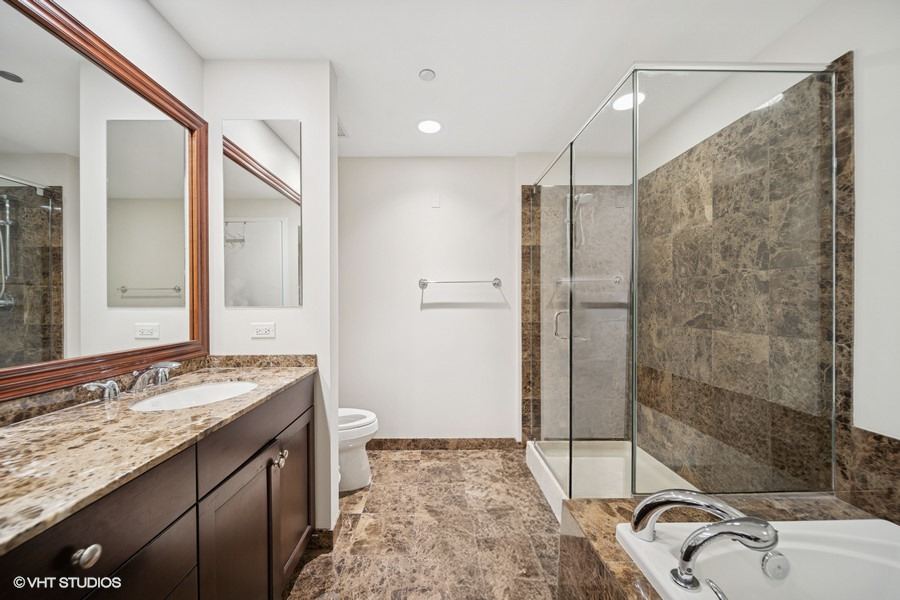 600 N LAKE SHORE Drive Unit: 3105