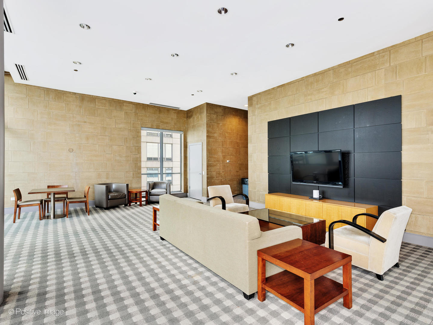 600 N Lake Shore Drive Unit: 3109