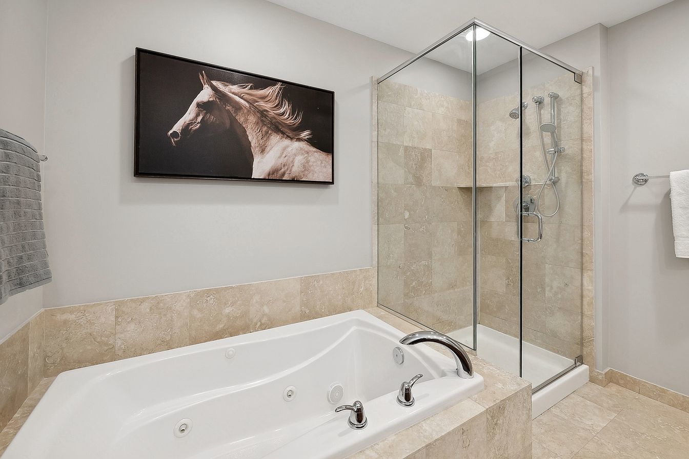 600 N LAKE SHORE Drive Unit: 3508