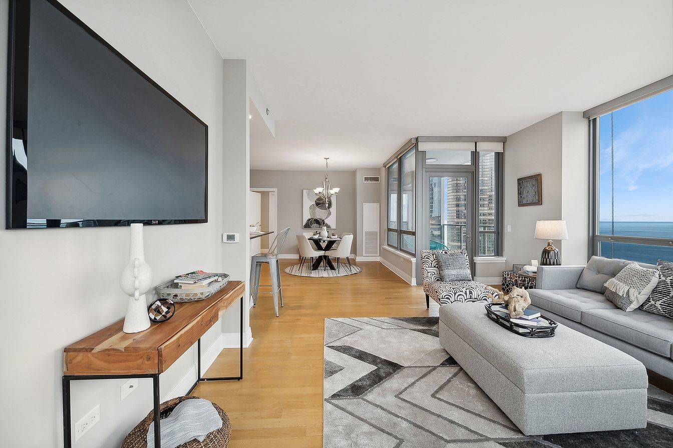 600 N LAKE SHORE Drive Unit: 3508