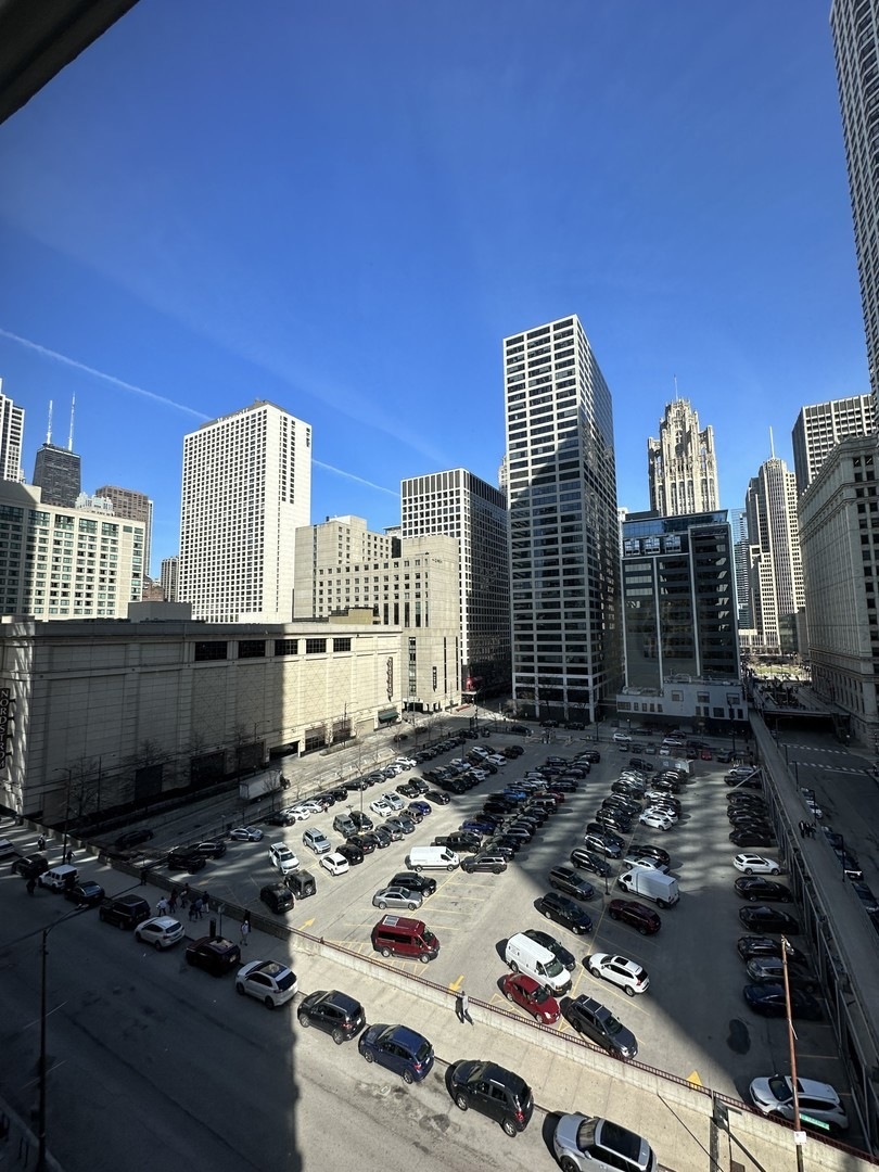 440 N Wabash Avenue Unit: 1011
