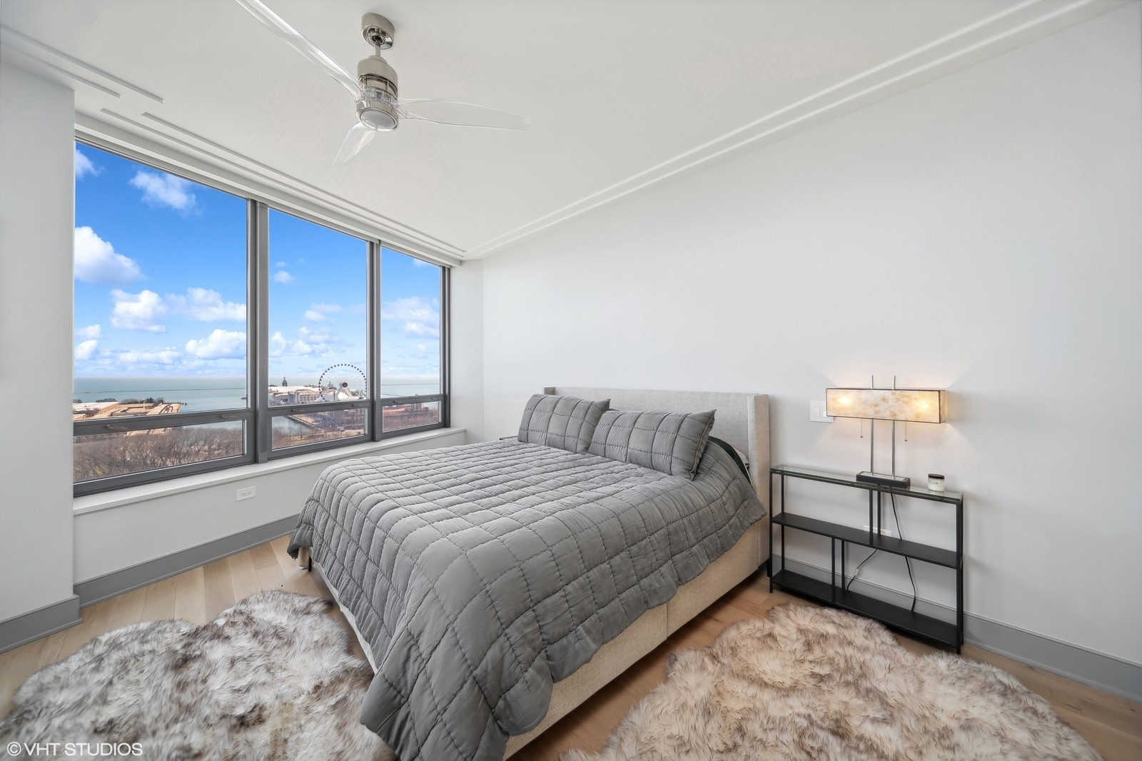 600 N LAKE SHORE Drive Unit: 1511