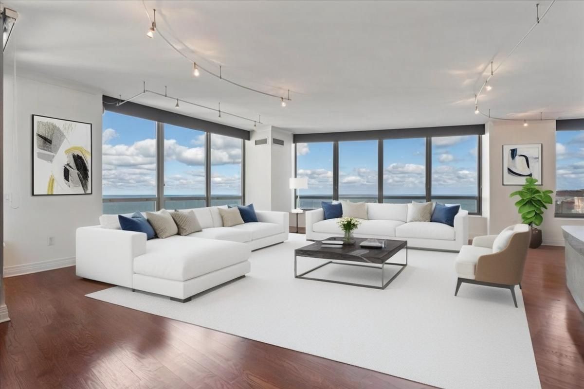 600 N LAKE SHORE Drive Unit: 2105