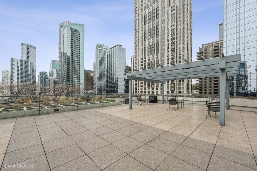 474 N Lake Shore Drive Unit: 3906
