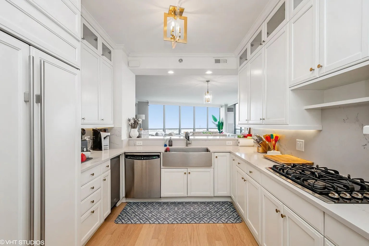 600 N Lake Shore Drive Unit: 1212