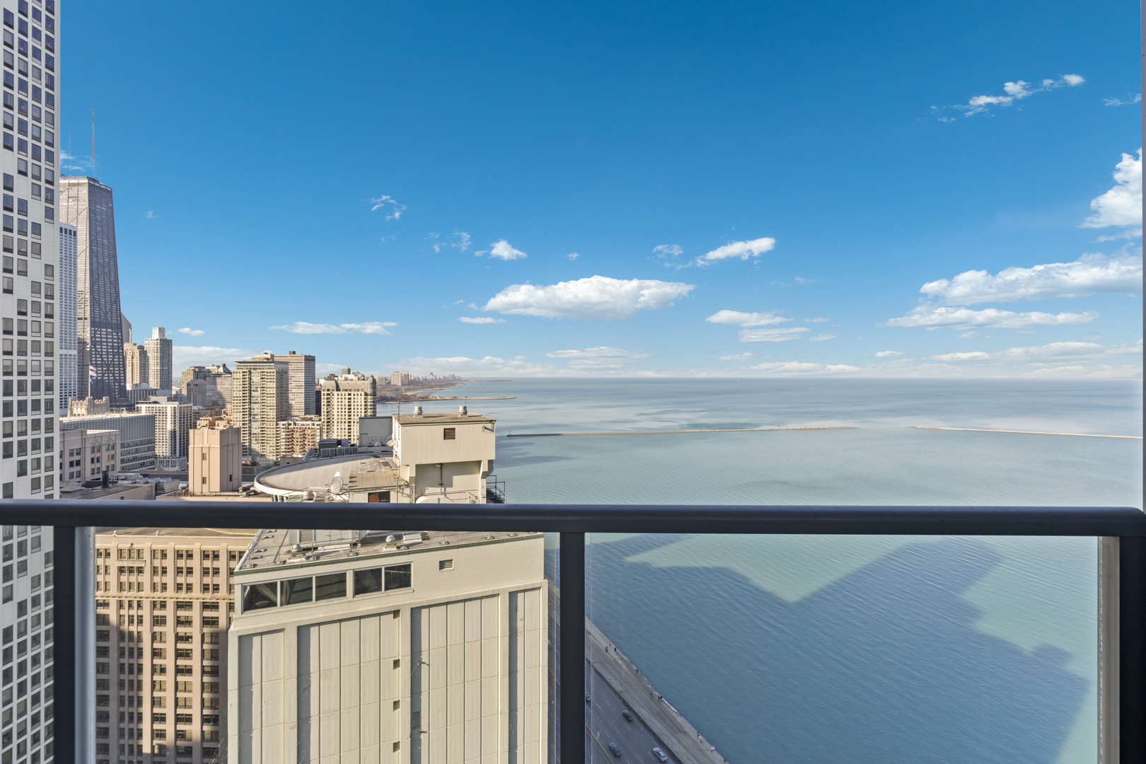 600 N LAKE SHORE Drive Unit: 3201