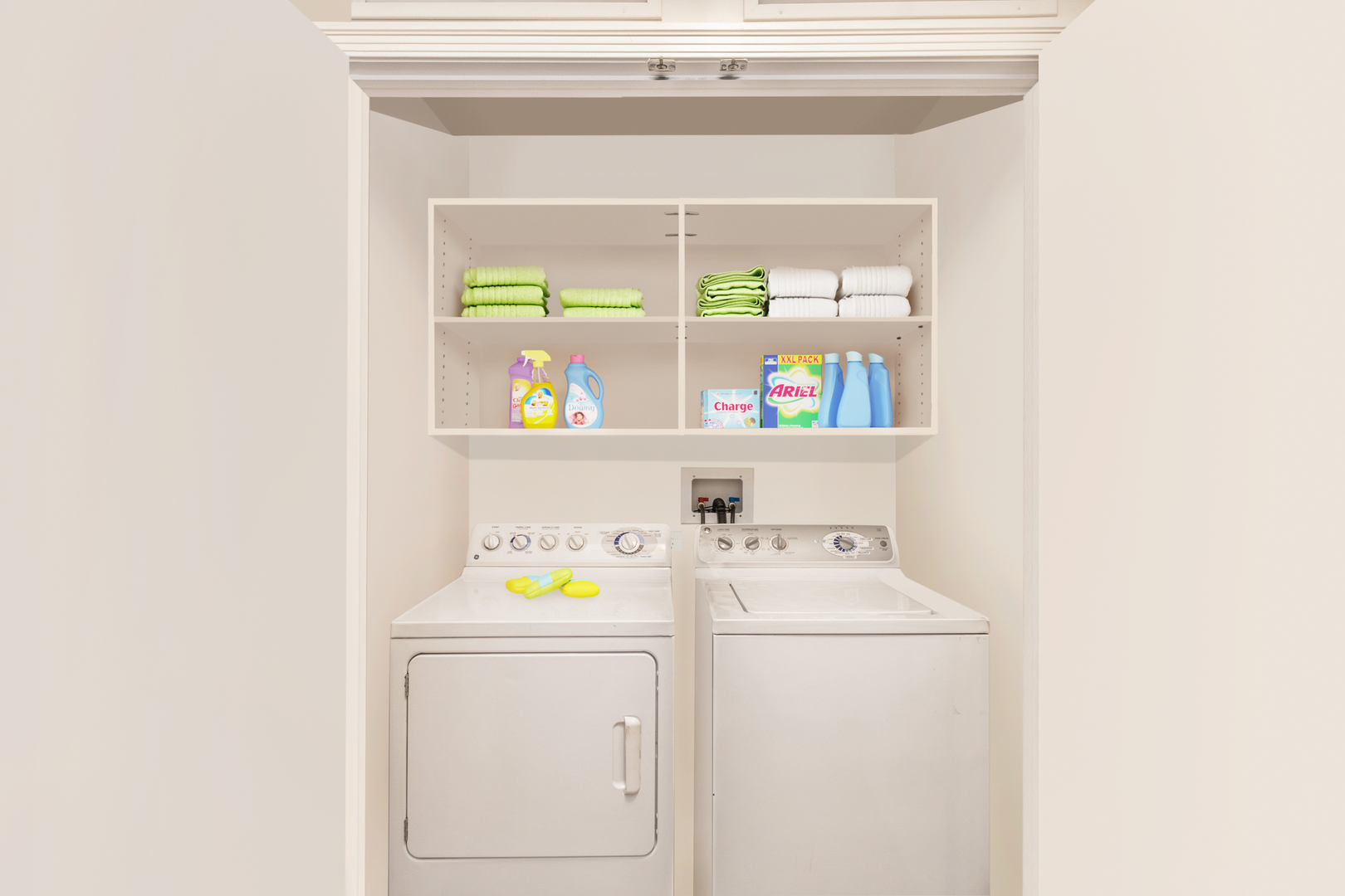 600 N Lake Shore Drive Unit: 2709