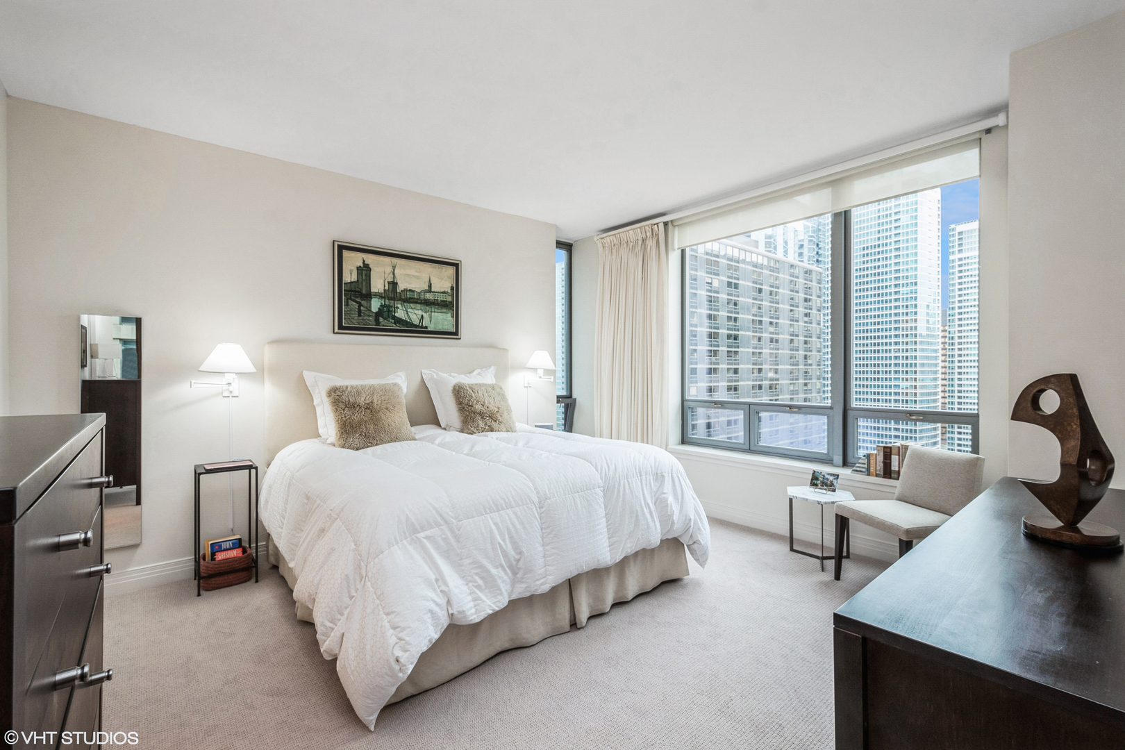 600 N Lake Shore Drive Unit: 2709
