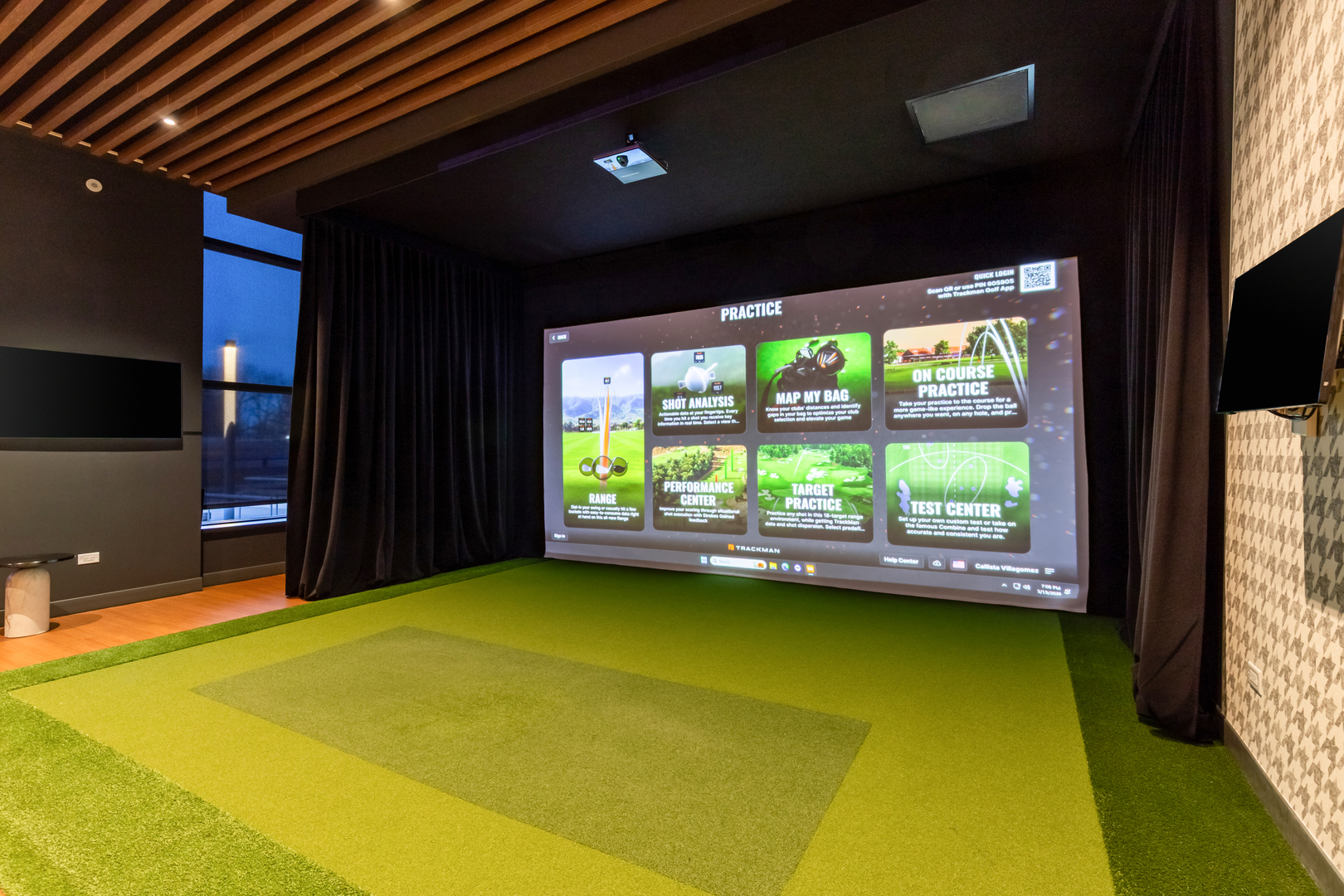 600 N Lake Shore Drive Unit: 2709