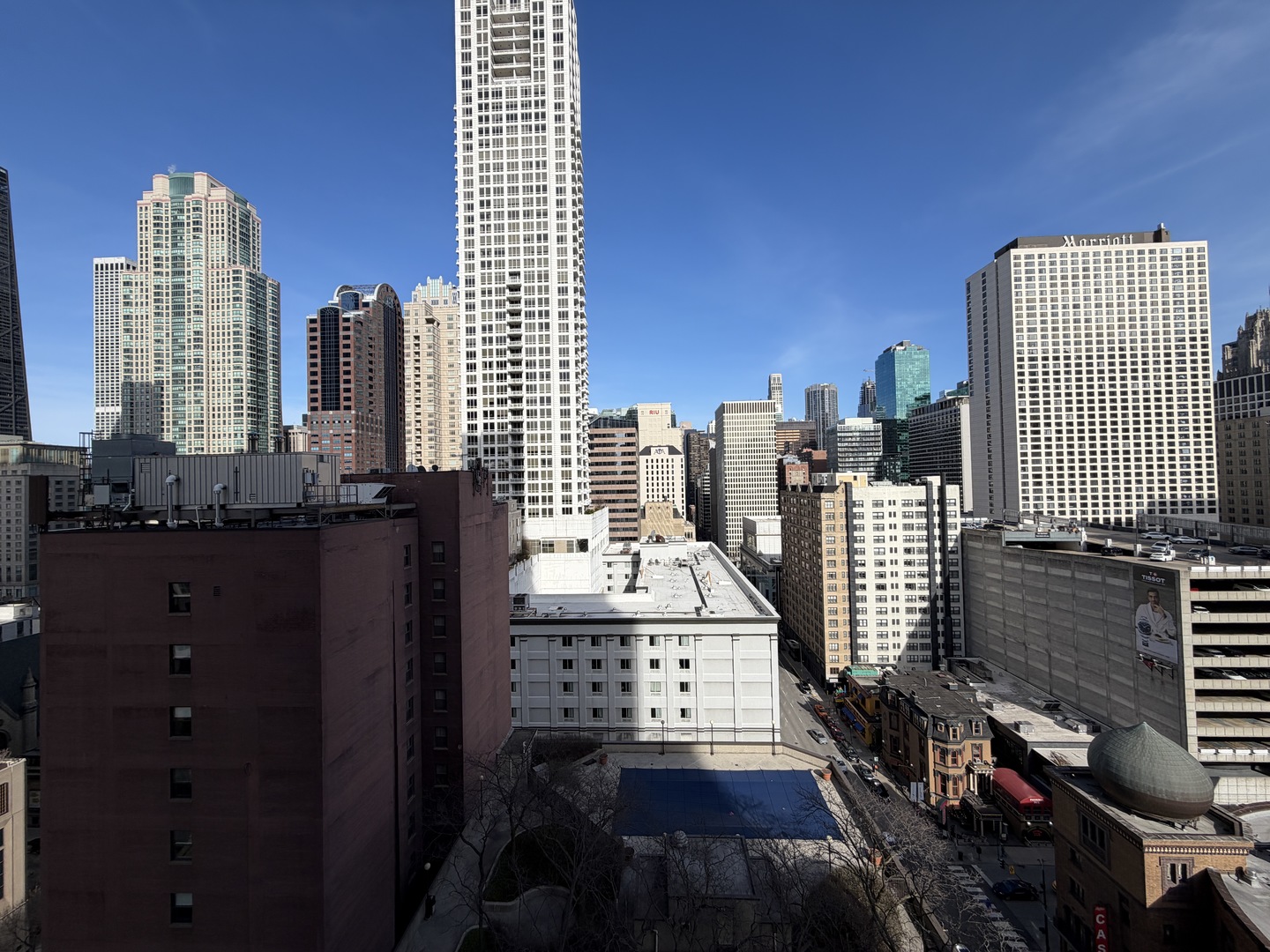 10 E ONTARIO Street Unit: 1701