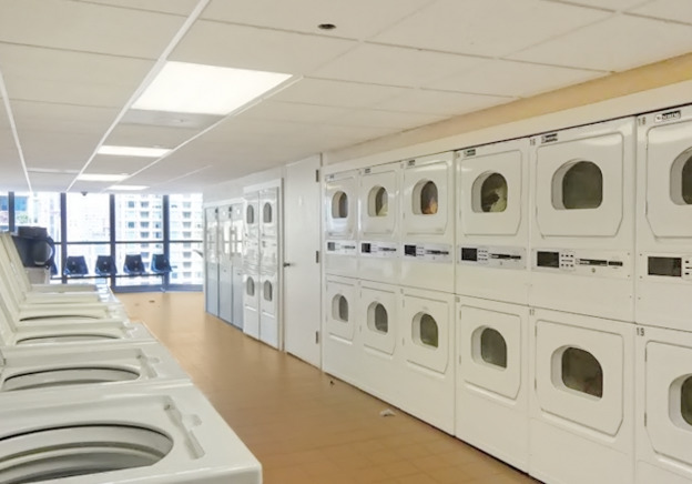 10 E ONTARIO Street Unit: 1701