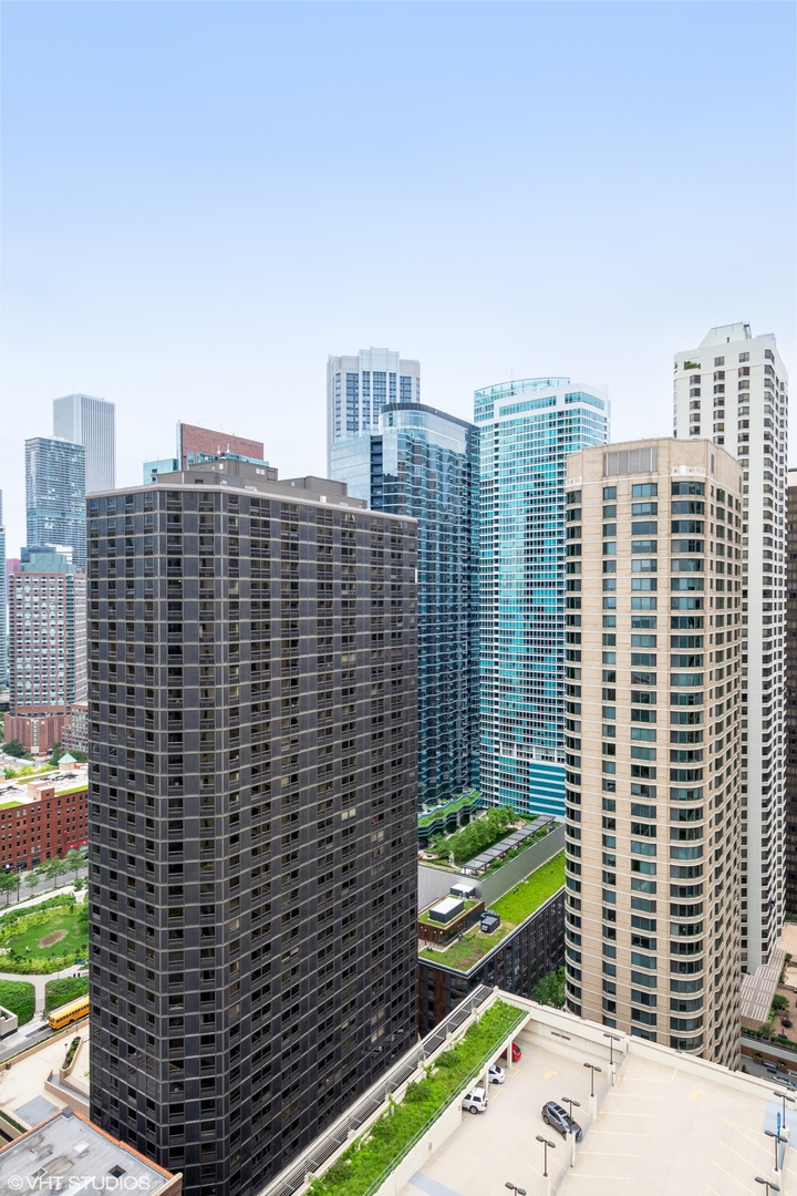 600 N Lake Shore Drive Unit: 2903