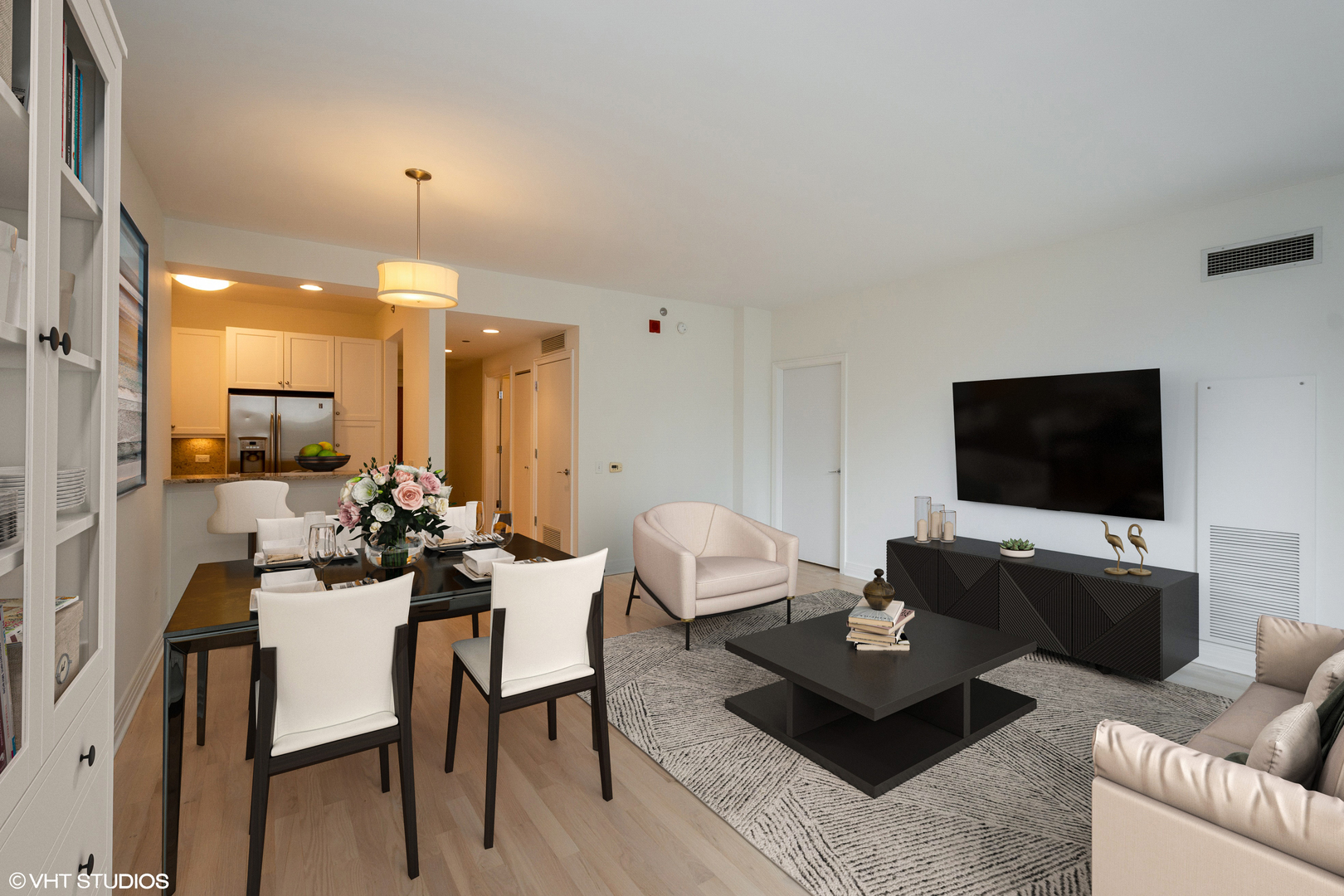 600 N Lake Shore Drive Unit: 2903