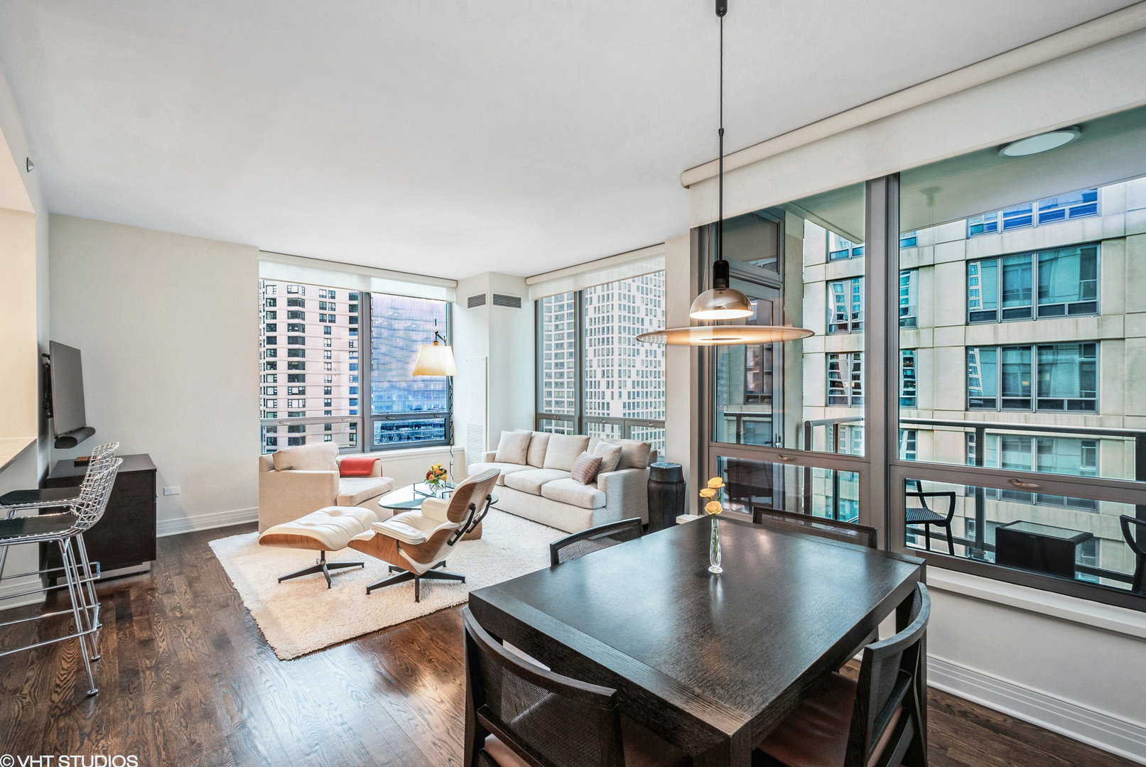 600 N Lake Shore Drive Unit: 2709