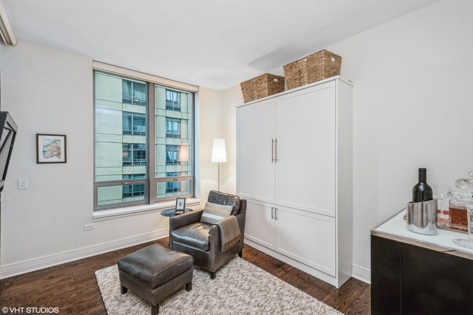 600 N Lake Shore Drive Unit: 2709