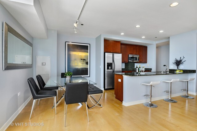 737 W WASHINGTON Boulevard Unit: 2508