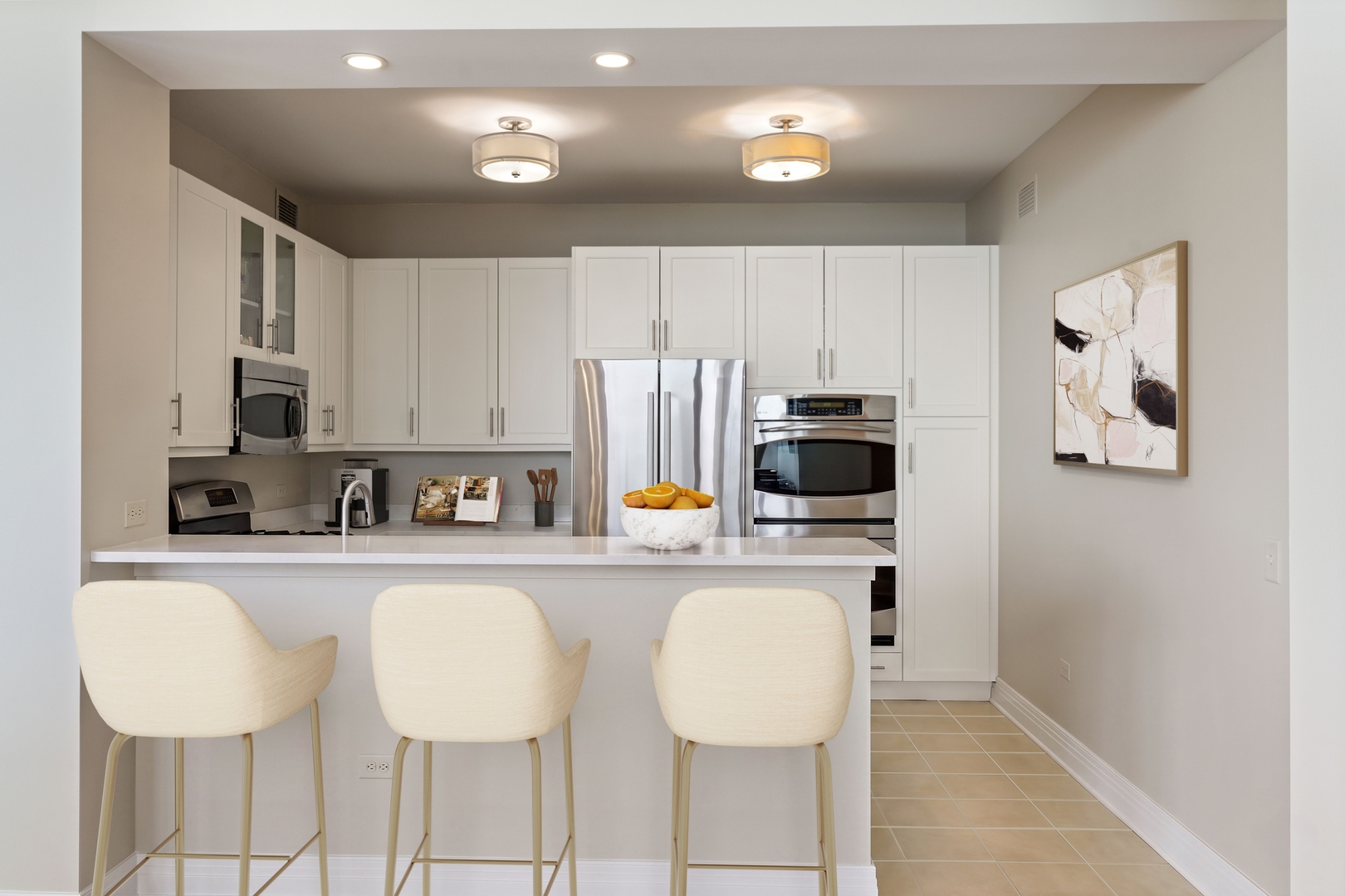 600 N LAKE SHORE Drive Unit: 1011