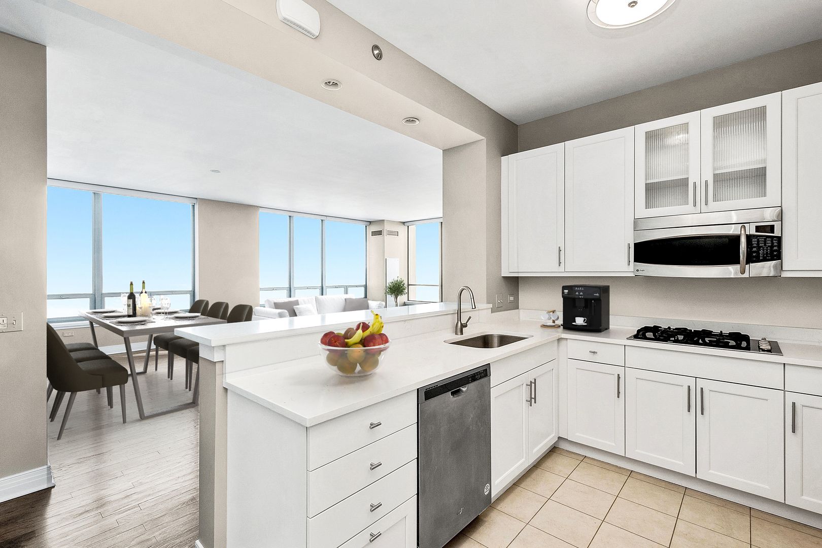 600 N LAKE SHORE Drive Unit: 1011