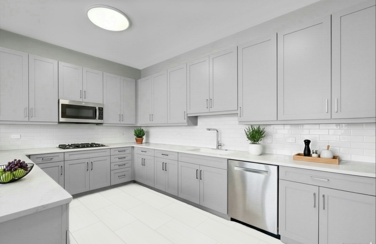 600 N Lake Shore Drive Unit: 3804