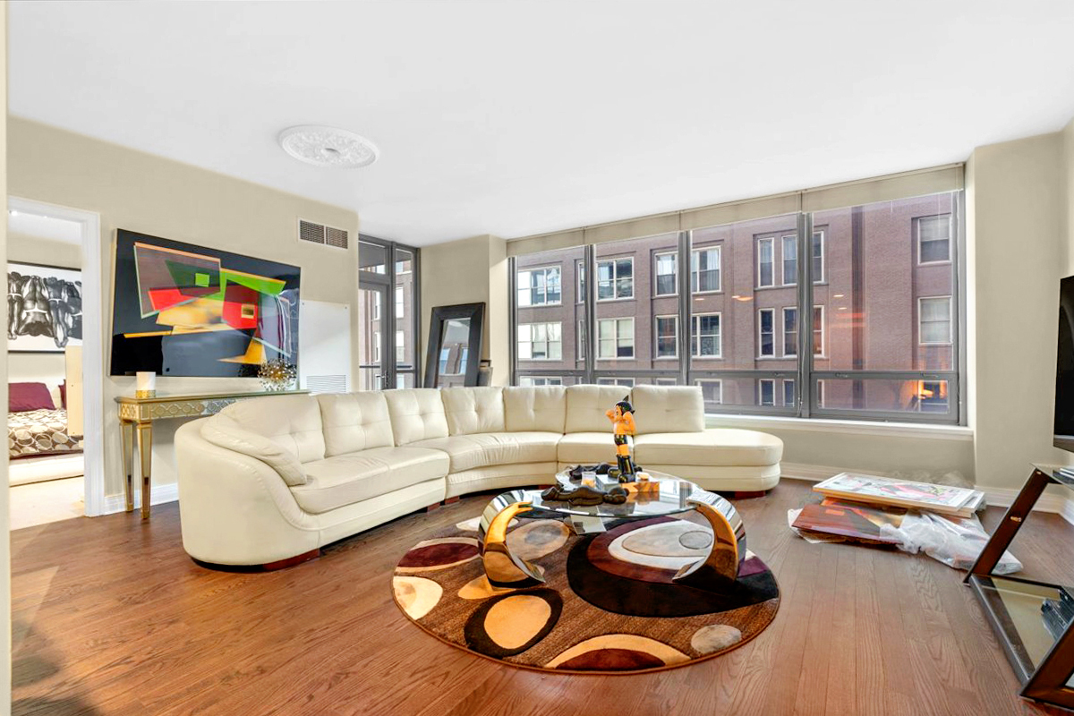 600 N LAKE SHORE Drive Unit: 407