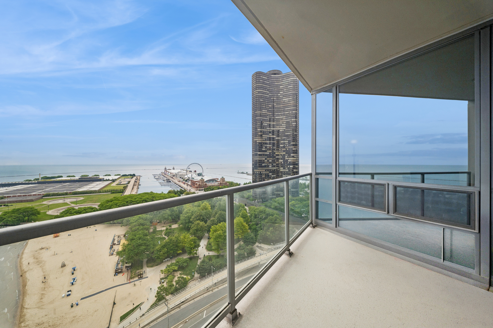 600 N Lake Shore Drive Unit: 2011