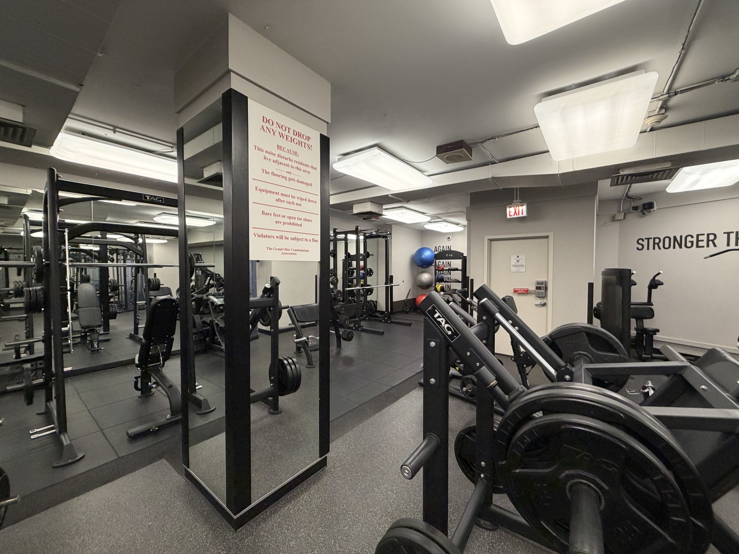 211 E Ohio Street Unit: 2907