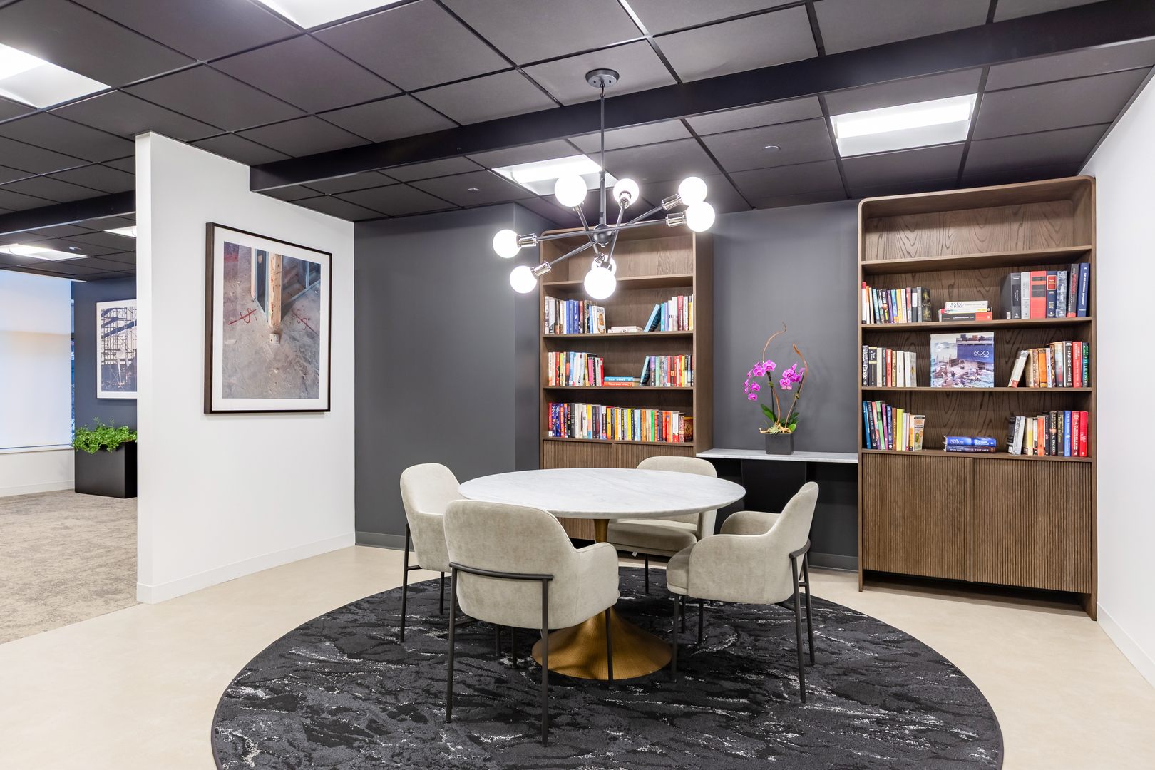 600 N LAKE SHORE Drive Unit: 1011
