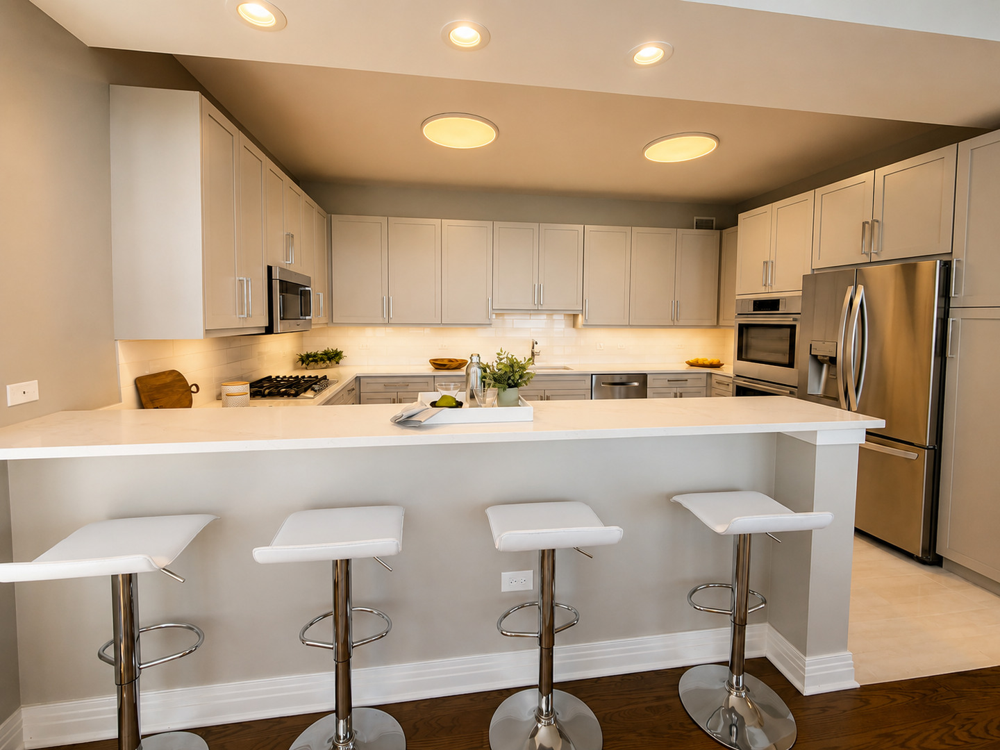600 N Lake Shore Drive Unit: 3804