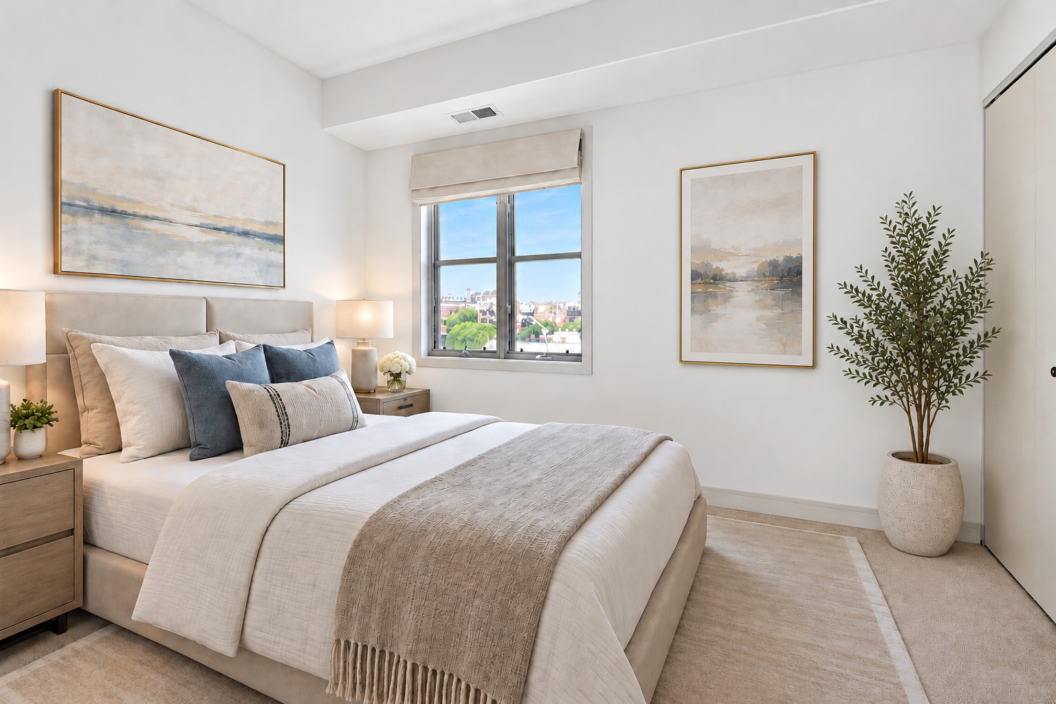 544 N Milwaukee Avenue Unit: 402
