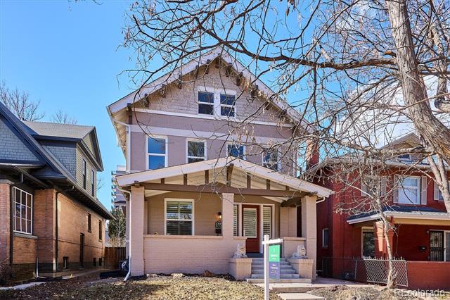 1661 Adams Street