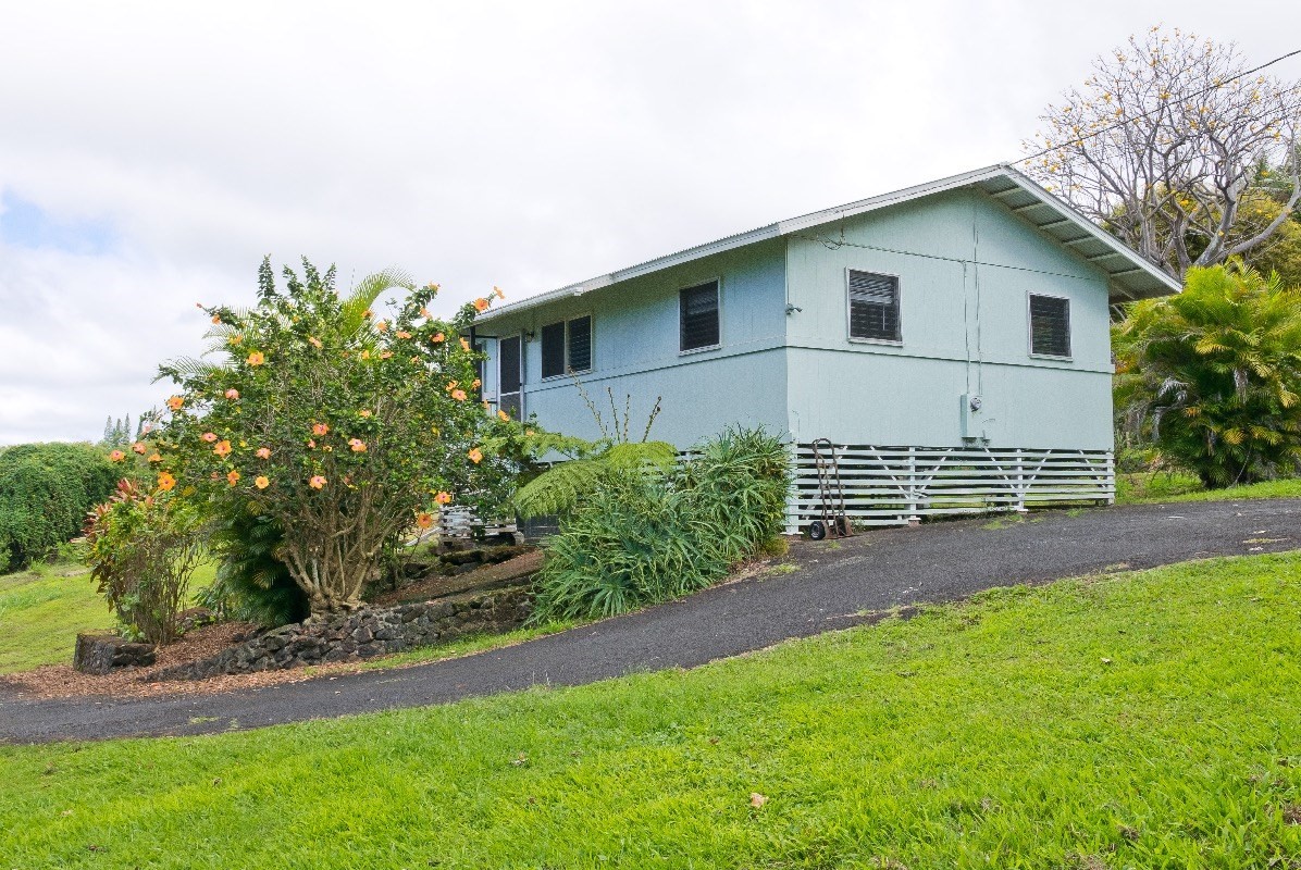 75-5331 MAMALAHOA HIGHWAY