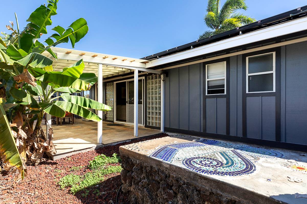 73-1111 MAKAMAKA ST