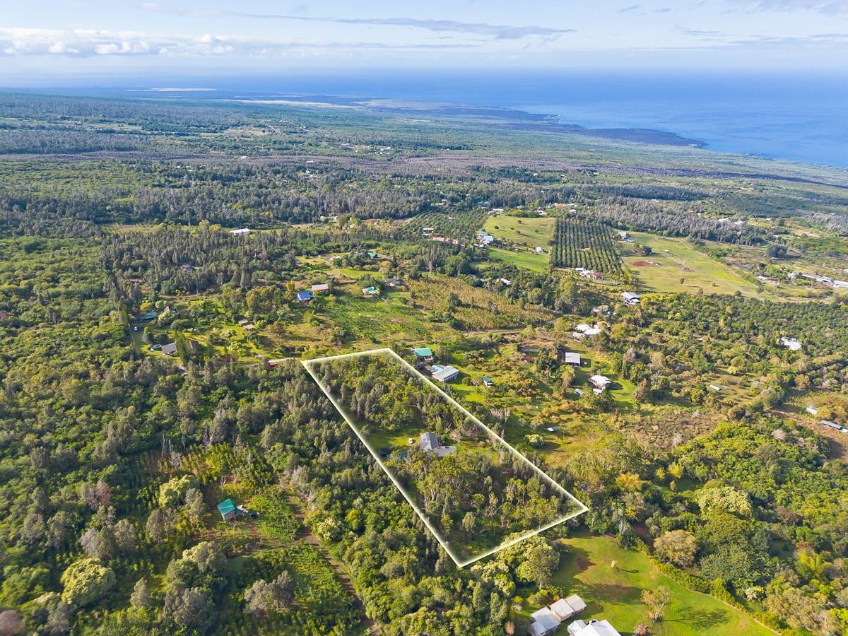 88-1569 ALA PAKAUA RD
