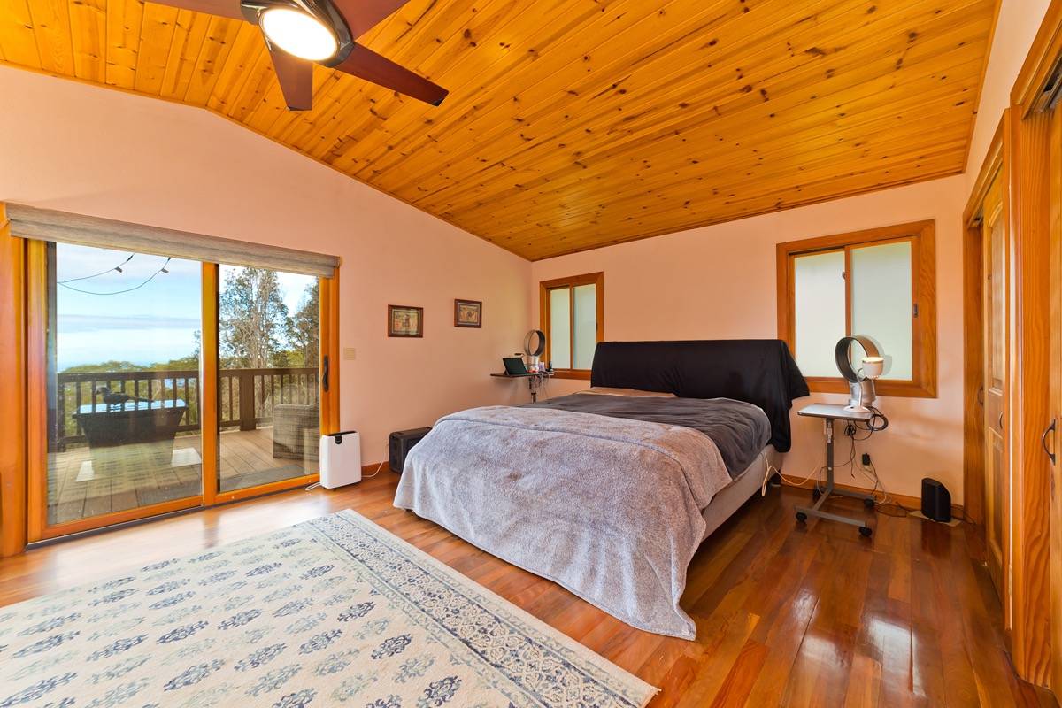 88-1569 ALA PAKAUA RD