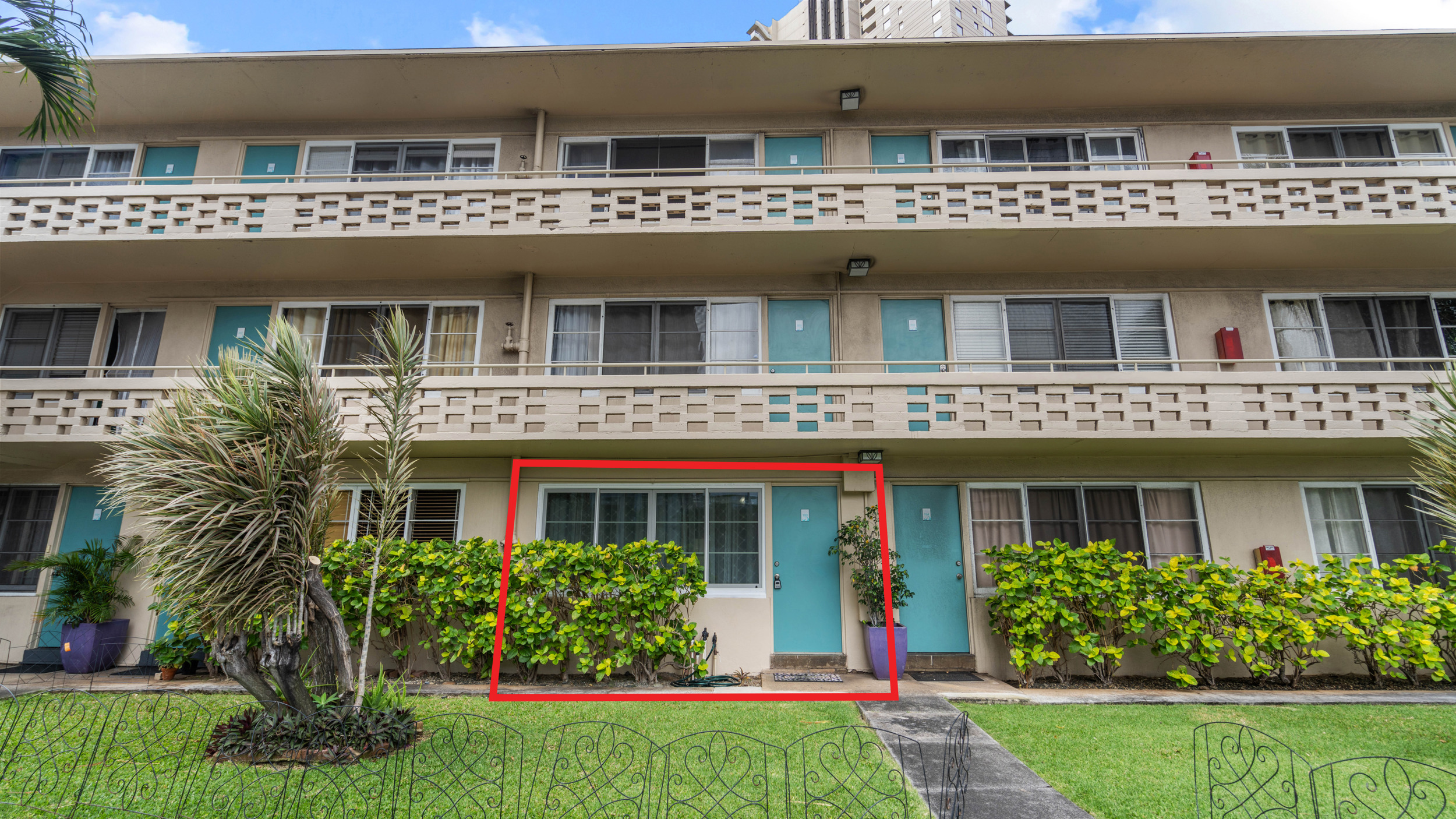 1627 ALA WAI BLVD 103
